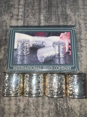 Vintage International Silver Company Embossed Napkin Rings - Silver Tone